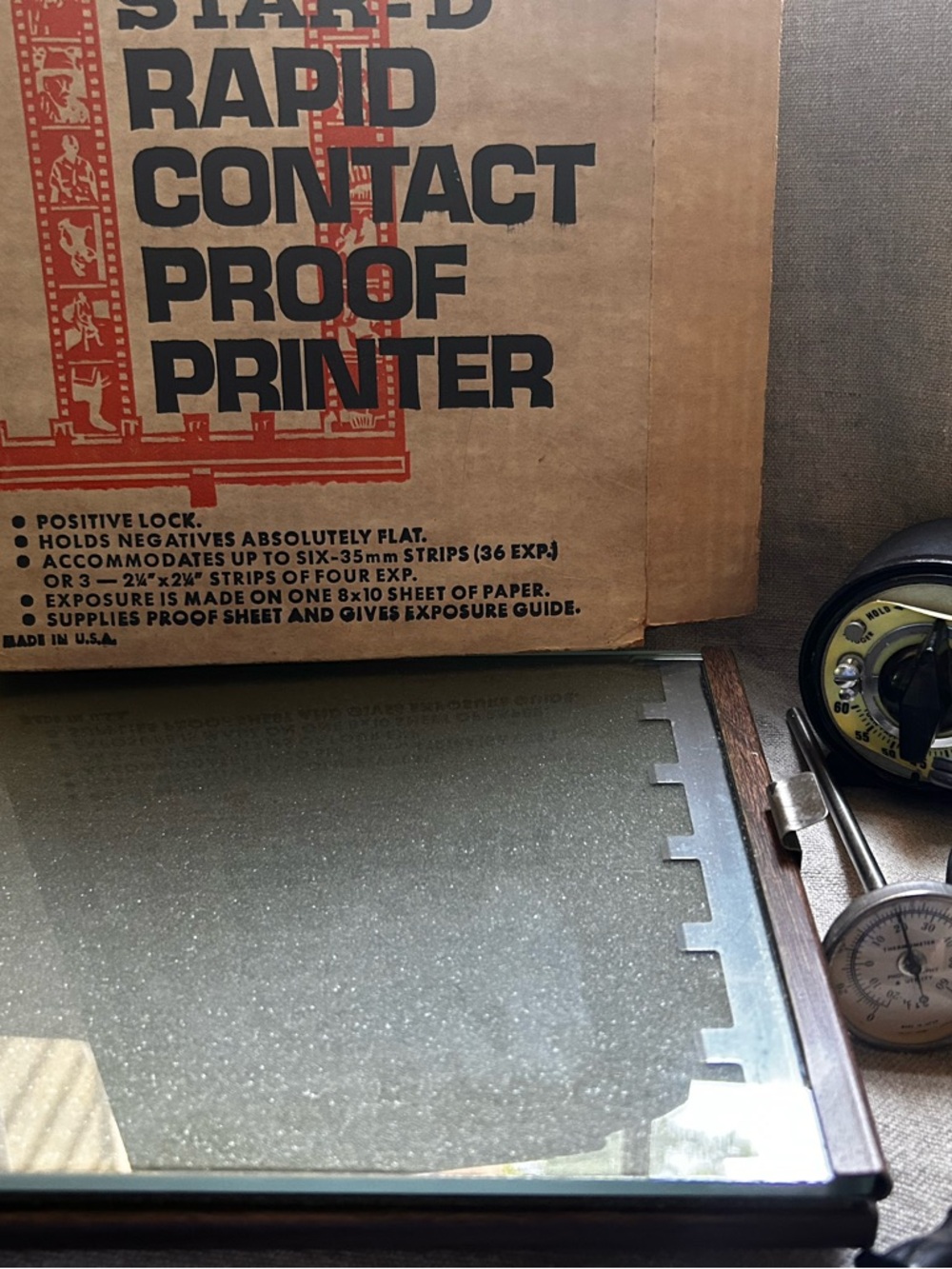 Vintage film developing accessories: timer, thermometer, proof printer box. - Picture 2 of 6
